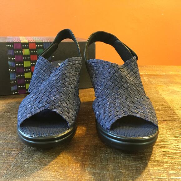 Bernie Mev Beatrice Pump Womens 38 7.5-8 Blue Jeans Heel Shoe Open Toe w/Bag Box - Picture 5 of 9